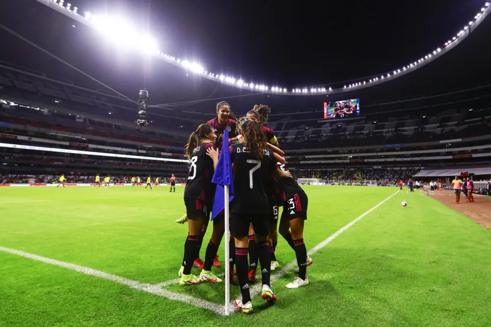 Selección Mexicana Femenil tras su regreso al Azteca regala triunfo a la afición