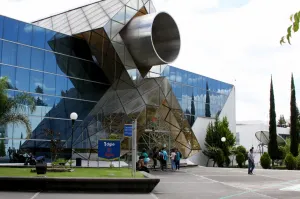 La DGIE de la BUAP recibe Certificación ISO 9001:2015