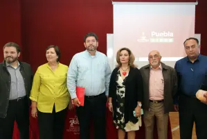 No descarta Ana Teresa Aranda búsqueda de la mini como independiente