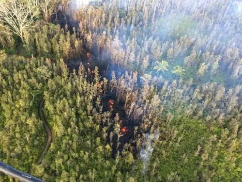 Volcán obliga a evacuar a mil 500 pobladores en Hawai