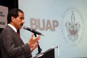 Alfonso Esparza lamenta actuación de preparatorianas detenidas
