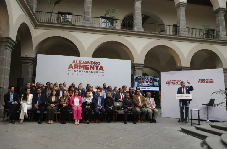 Los acomodos y los que llegan en diciembre