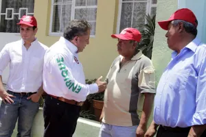 Seguridad y trabajo piden a Enrique Agüera habitantes de Mayorazgo