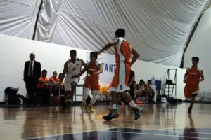 Logran Borregos gran cierre en baloncesto