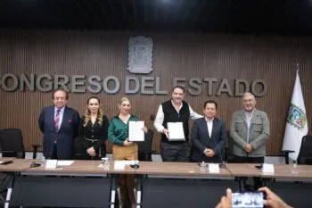 Signan convenio de colaboración Congreso de Puebla y Acecop