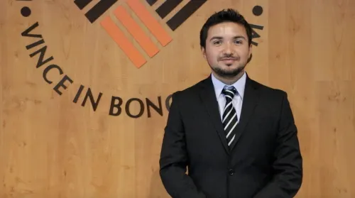 Alumno Anáhuac distinguido como Enlace Universitario Banxico