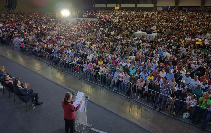 sheinbaum-asamblea-informativa-centro-expositor-pue