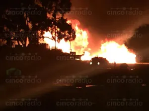 Se registra incendio en inmediaciones de la Central de Abasto