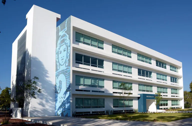 Universidades poblanas destacan en la región