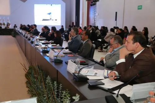 Exponen logros culturales de puebla en reunión nacional