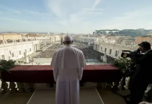 El Papa pide unidad para terminar con la violencia terrorista