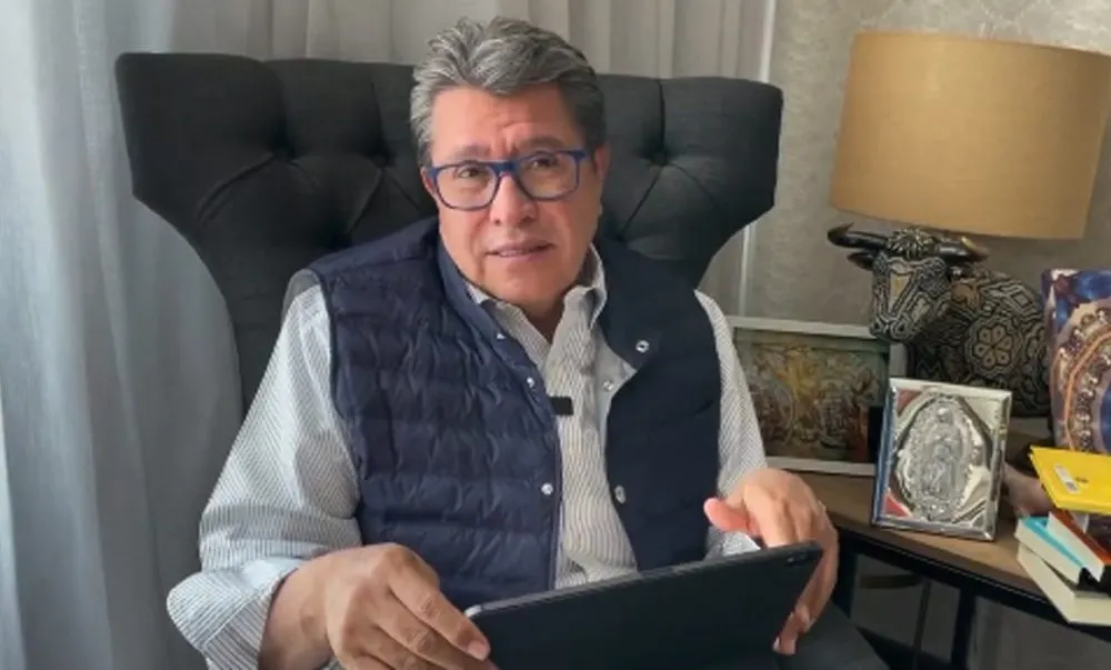 Se aísla Ricardo Monreal por síntomas de covid
