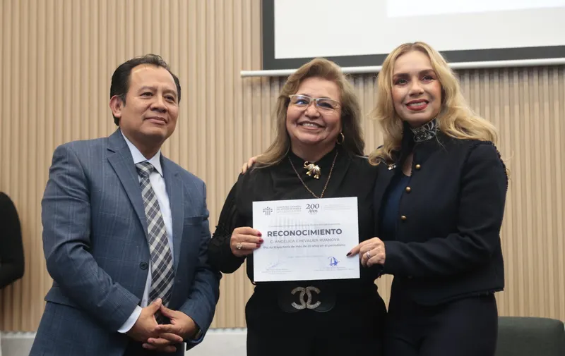 Reconocen en el Congreso de Puebla a mujeres en el periodismo