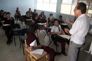Presupuesto 2017 castiga infraestructura y calidad educativa
