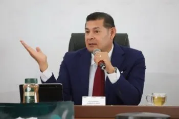 “No se pongan nerviosas ni nerviosos, pónganse a trabajar” Armenta responde ante especulaciones por Celina Peña