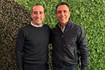 Mario Riestra da la bienvenida a Pablo Fernández del Campo a su proyecto