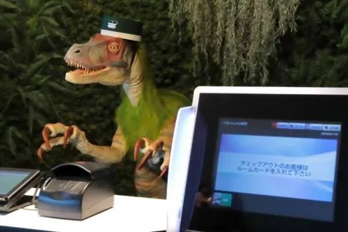 Un hotel de Tokio instala dos dinosaurios robotizados y reduce la plantilla de 20 a 6 trabajado