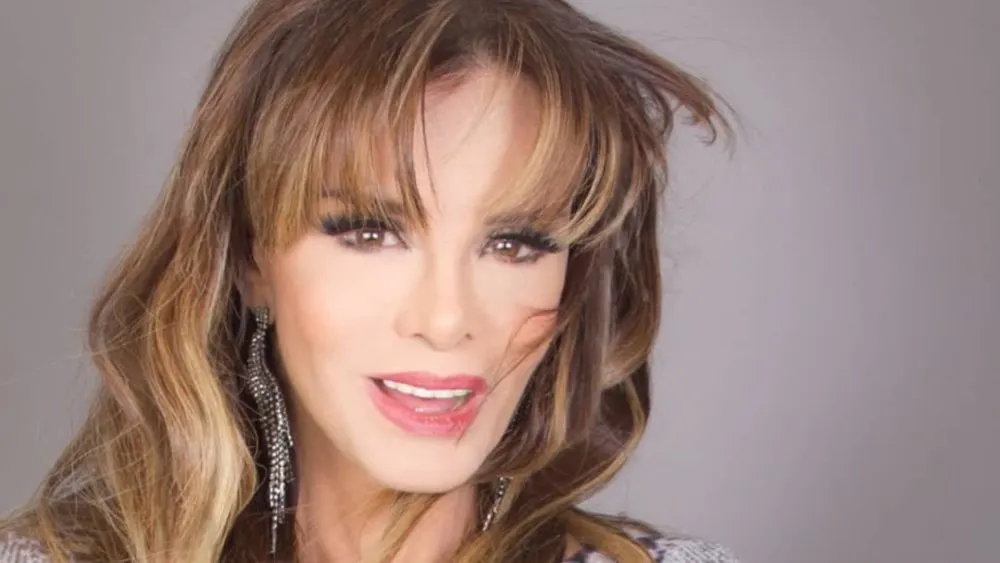 Lucía Méndez da positivo a covid