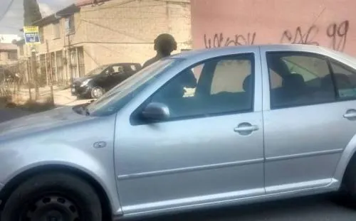 Catean vivienda de presunto autor del robo de 2 millones de pesos de la FGE