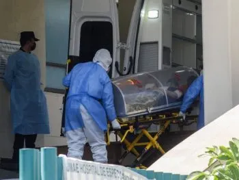 Incrementan las muertes por covid-19 en México