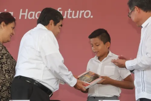 Más de un millón 677 mil libros de texto gratuitos ya están en las escuelas