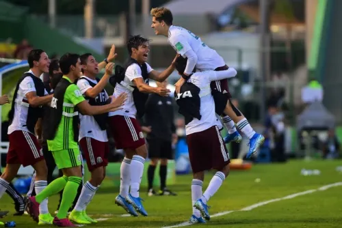 México gana 2-0 a Japón y clasifica a cuartos de final en el Mundial Sub 17
