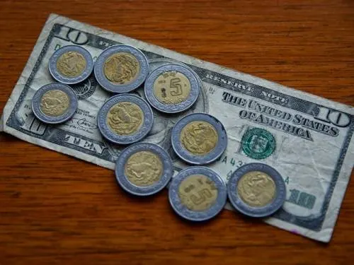 Dólar abre el año en $19.52 en casas de cambio del AICM