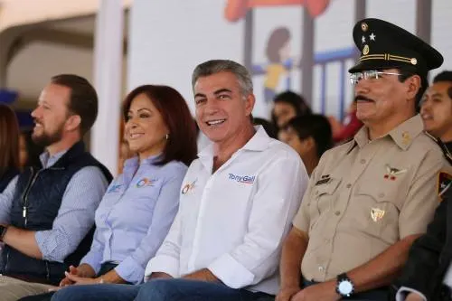Tony Gali y Raúl Gámez inician campaña “Juguemos sin violencia”