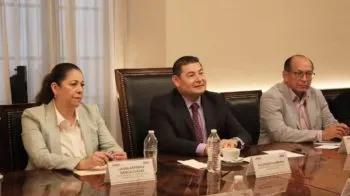 Armenta, a favor de la transformación educativa