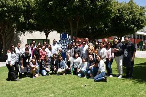 Participante de la serie The Final Table imparte Cátedra en la Anáhuac Puebla