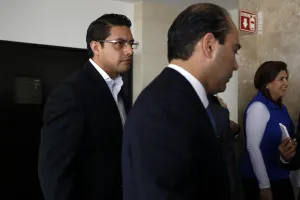 Descarta Giles contratar servicio de seguridad
