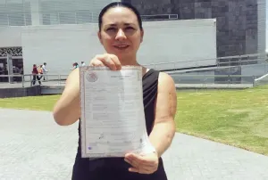 Decisión histórica: Madre gana amparo e hija llevará primero su apellido