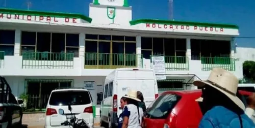 Secuestran a gasero en Molcaxac