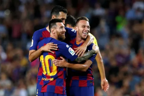 Barcelona vence 2-1 al Villarreal pero sufre por nueva lesión de Messi