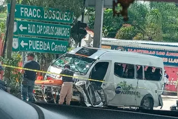 Sube a 15, el número de heridos por choque entre una camioneta y “combi” de la ruta Periférico