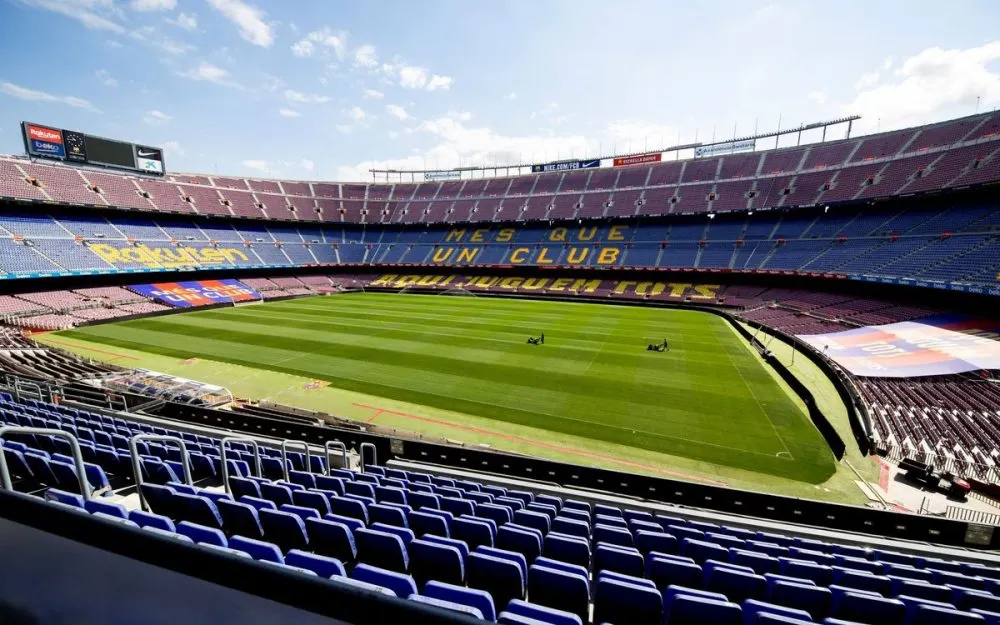 Barcelona cambia sede de su entrenamiento con público
