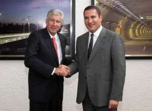 RMV revisa proyectos estratégicos con el titular de la SCT