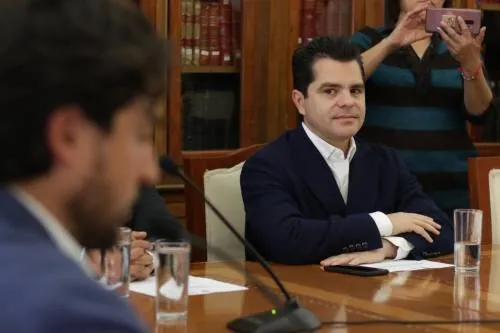 Arrebato emocional y político de Yeidckol prohibir a alcaldes reunirse con MEA
