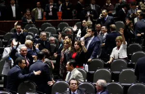 Avala Congreso en lo general Ley de Transparencia