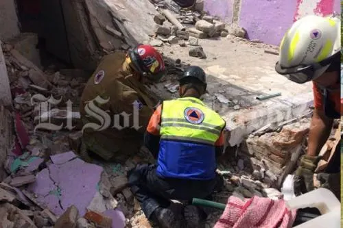 Muere albañil al caerle techo en Santa Bárbara