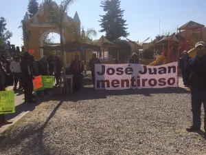 Acusan a Juan José Espinosa de mentiroso por privatización del agua