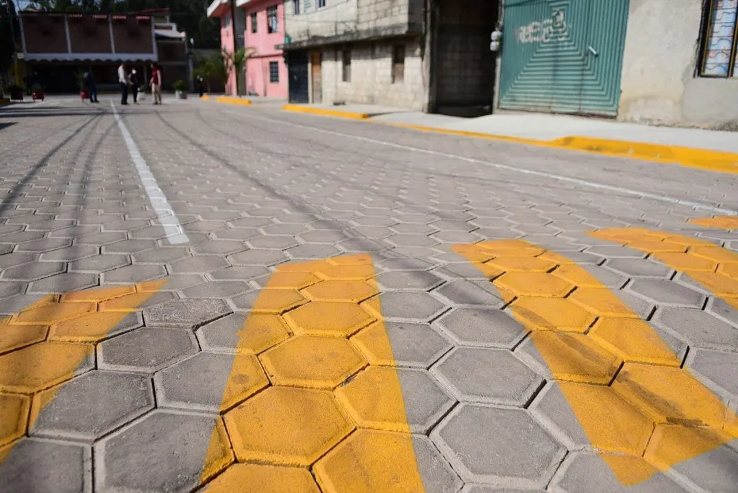 Ayuntamiento de Puebla mejora calles en San Jerónimo Caleras con Presupuesto Participativo