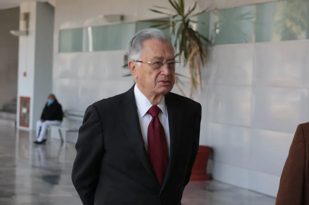 Manuel B