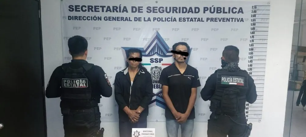Caen dos dealers de El Licenciado