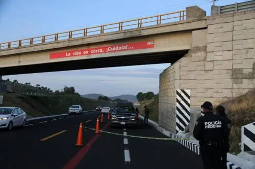 Asesinan a hombre y lo intentan pasar por atropellamiento