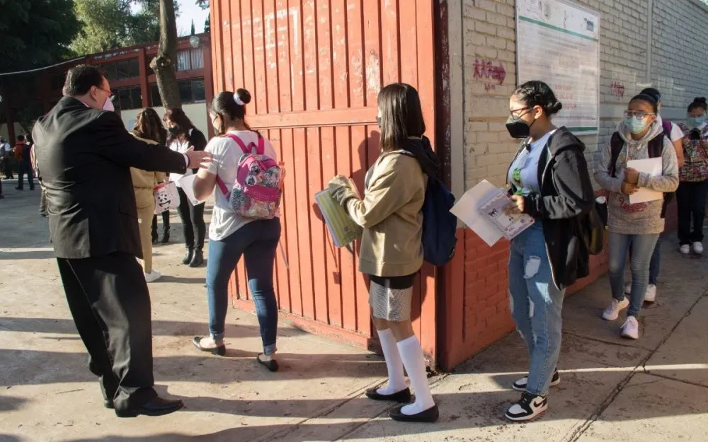 Detectan primer caso de Coronavirus en regreso a clases en Nuevo León