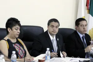 IEE va por candidatos que evadieron debates; PT denuncia Consejeros Distritales