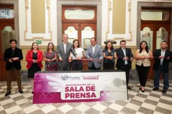 Pepe Chedraui reconoce labor de los medios de comunicación e inaugura Sala de Prensa en el Palacio Municipal