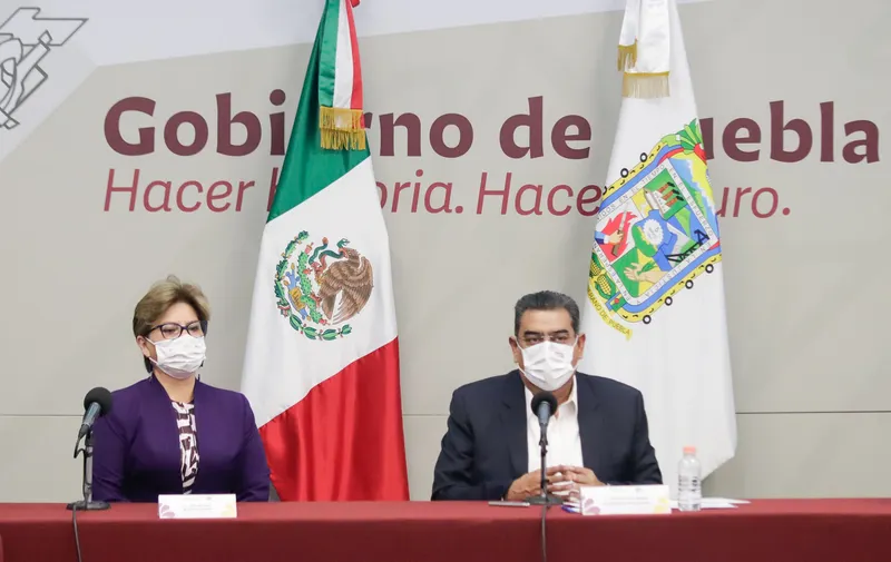 salida de Verónica Vélez
