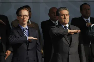 Banck descarta cambios importantes en su gabinete